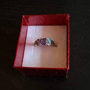 ** Elegant Purple Amethyst and Inlaid Opal Gemstone Ring 6 Sterling silver